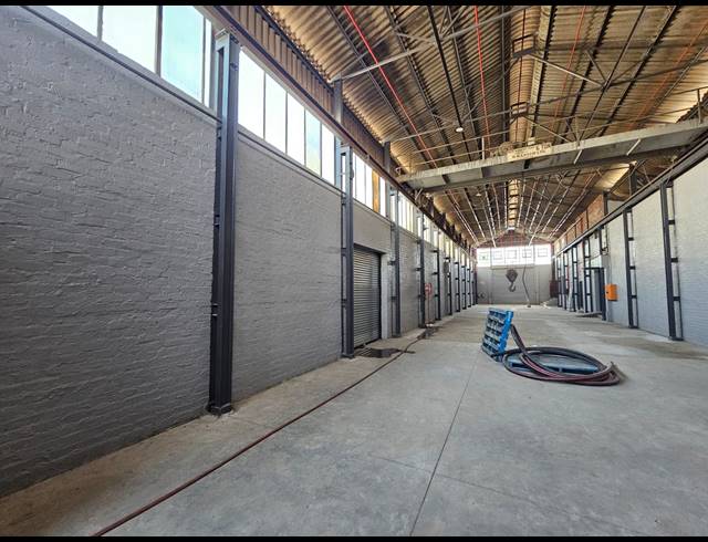 610M² WAREHOUSE TO LET IN BENROSE